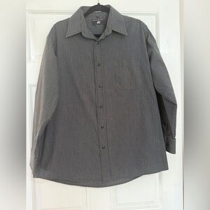 Beverly Hills Polo Club Men's Black & Gray Pinstripe Dress Shirt
